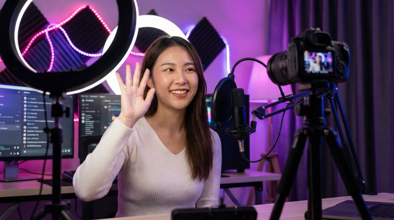 黄色仓库视频直播精彩回放